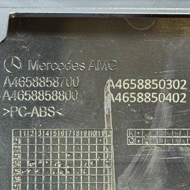 2025 2026 2027 MERCEDES BENZ W465 AMG FRONT RIGHT PASSENGER BUMPER TOW EYE TRIM
