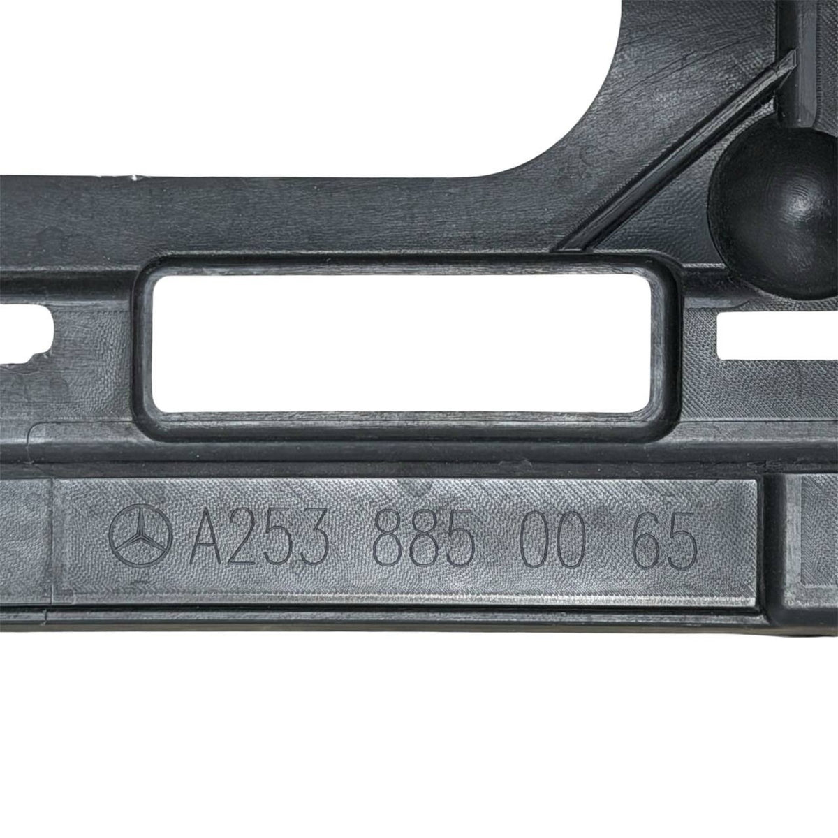 2016 2017 2018 2019 MERCEDES BENZ GLC300 FRONT BUMPER INNER BRACKET SUPPORT OEM