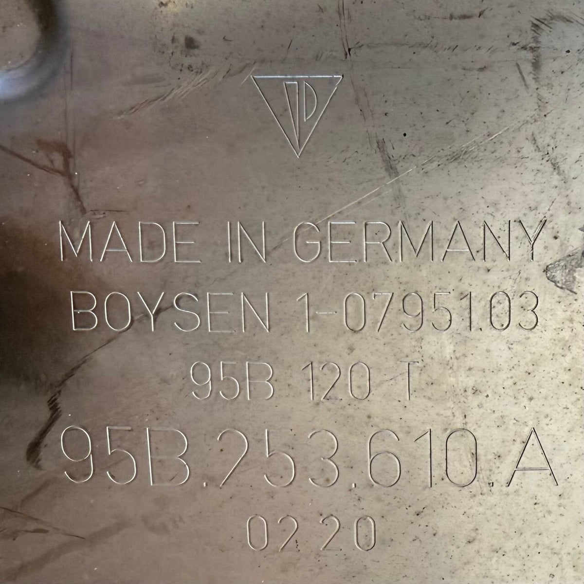 2019 2020 2021 2022 PORSCHE MACAN S MUFFLER PIPE EXHAUST TIP RIGHT PASSENGER OEM