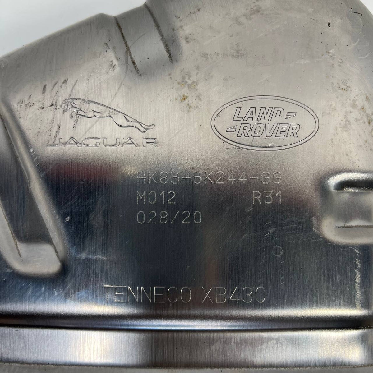 2017 2018 2019 2020 JAGUAR F-PACE REAR RIGHT EXHAUST MUFFLER PIPE RH USED OEM