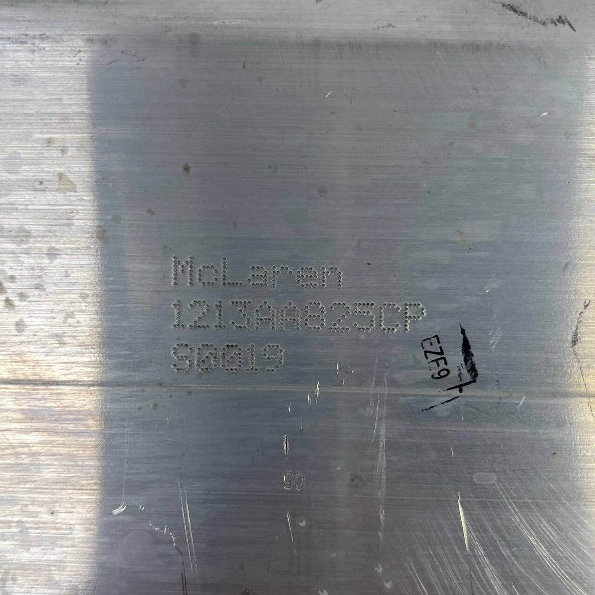 MCLAREN REINFORCEMENT BAR BRACKET OEM 1213AA825CP