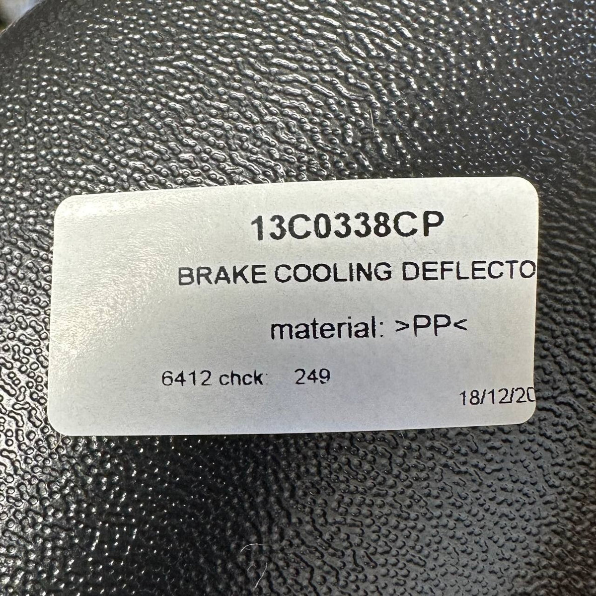 MCLAREN BRAKE COOLING DEFLECTOR SECTION TRIM OEM NEW 13C0338CP