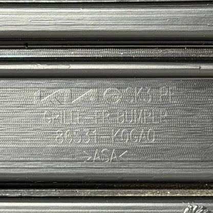 2024 2025 2026 KIA SOUL FRONT BUMPER CENTER GRILLE GRILL OEM USED