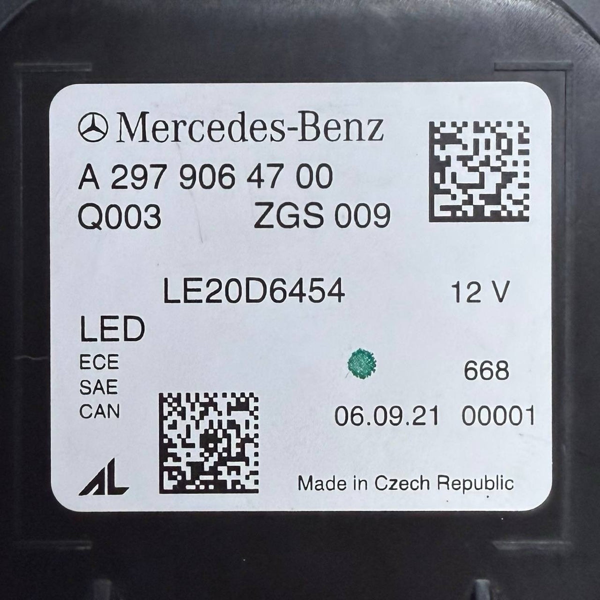 2022 2023 2024 2025 MERCEDES BENZ EQS580 RQS450 FRONT LIGHT BAR STRIP OEM USED