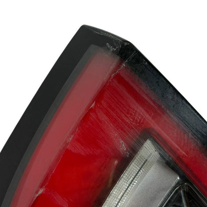 2024 2025 2026 2027 TESLA MODEL 3 REAR RIGHT PASSENGER TAILLIGHT LAMP
