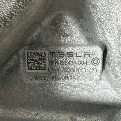 2020-2024 TESLA MODEL Y REAR LEFT DRIVER SIDE SUSPENSION SPINDLE KNUCKLE HUB