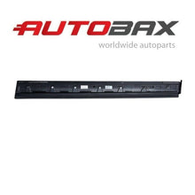 2019 2020 2021 2022 2023 PORSCHE CAYENNE FRONT LEFT LOWER DOOR TRIM MOLDING OEM