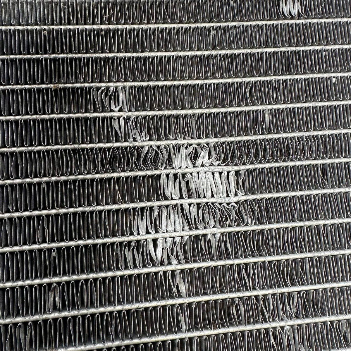 2017 2018 2019 2020-2022 ASTON MARTIN DB11 AC CONDITIONING CONDENSER RADIATOR