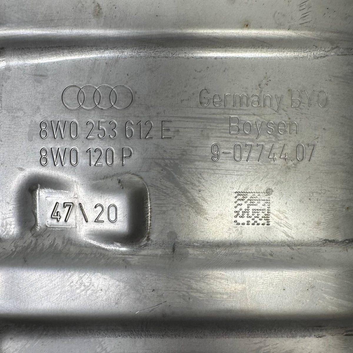 2017 2018 2019 2020 AUDI RS4 RS5 REAR RIGHT EXHAUST MUFFLER TAIL PIPE OEM USED