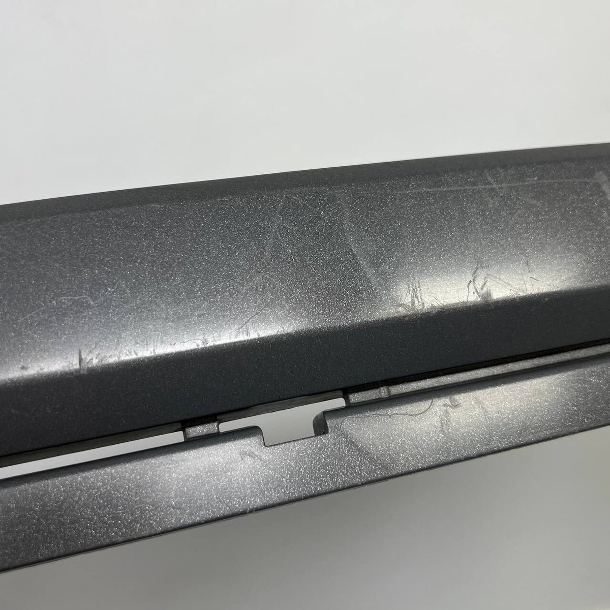 2020 2021 2022 LAND ROVER RANGE ROVER EVOQUE REAR BUMPER VALANCE MOULDING USED