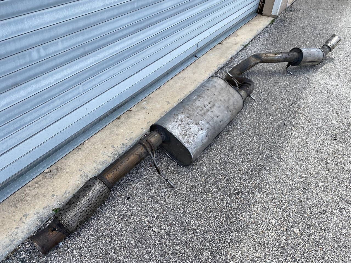 EXHAUST SYSTEM MUFFLER ASSEMBLY OEM USED