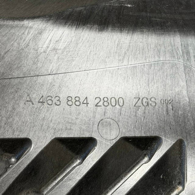 2019-2024 MERCEDES BENZ W463 FRONT RIGHT PASSENGER FENDER LINER SPLASH GUARD