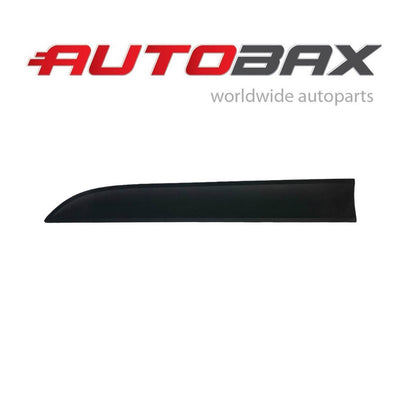 2014 2015 2016 2017 2018 PORSCHE MACAN FRONT DOOR LEFT LOWER CLADDING MOLDING