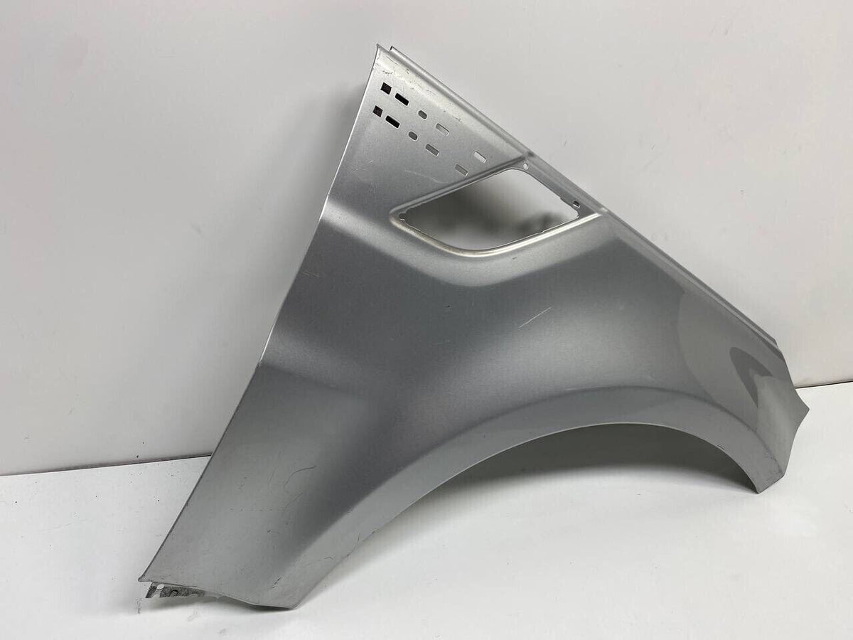 2014 2015-2017 RANGE ROVER SPORT L494 RIGHT PASSENGER SIDE FRONT FENDER OEM USED