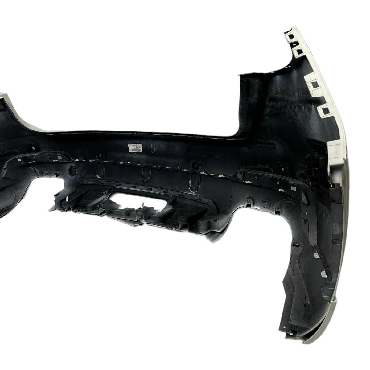 2017 2018 2019 MASERATI LEVANTE REAR BUMPER COVER OEM USED 06701481520