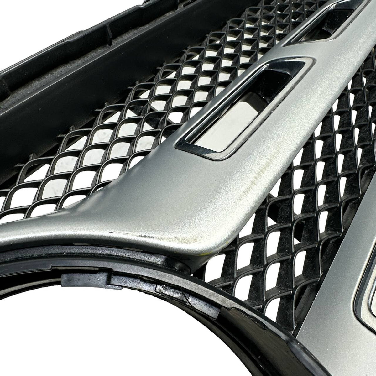 2017 2018-2020 MERCEDES-BENZ GLA45 GLA180 X156 W156 FRONT BUMPER GRILLE GRILL