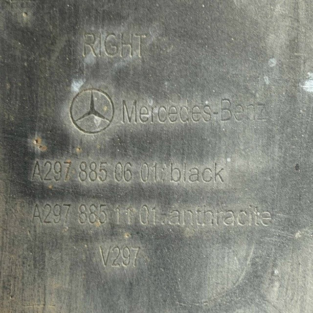 2022 2023 2024-2026 MERCEDES BENZ V297 EQS FRONT RIGHT LOWER TRIM MOLDING COVER