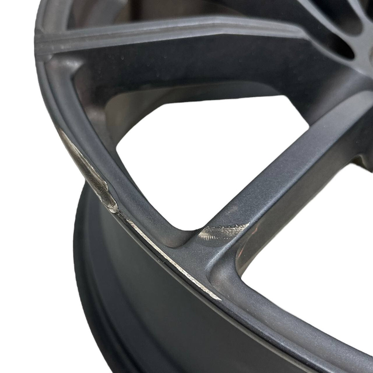 2018 2019 2020-2024 ASTON MARTIN VANTAGE WHEEL RIM ORIGINAL FACTORY R20 9J ET48