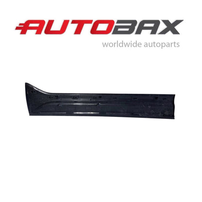 2019 2020 2021-2025 VOLVO XC40 FRONT RIGHT DOOR LOWER PASSENGER TRIM MOLDING