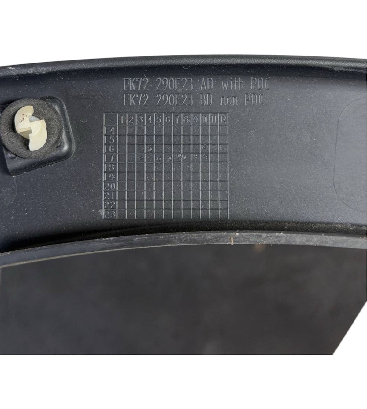 2015-2019 LAND ROVER DISCOVERY SPORT REAR LEFT MOLDING WHEEL ARCH FLARE TRIM
