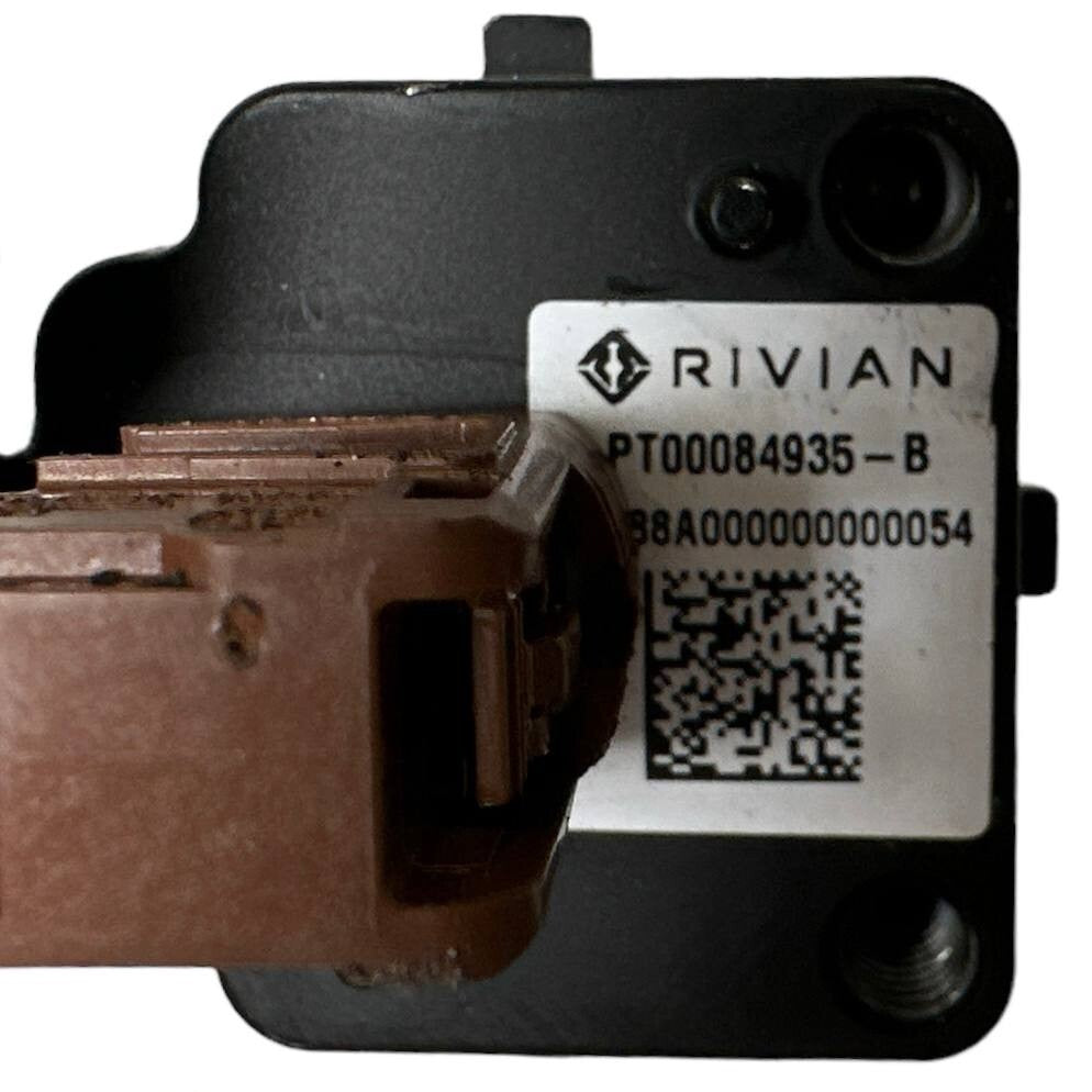 2022 2023 2024 RIVIAN R1T FRONT LEFT VIEW CAMERA MODULE OEM USED PT00084935-B