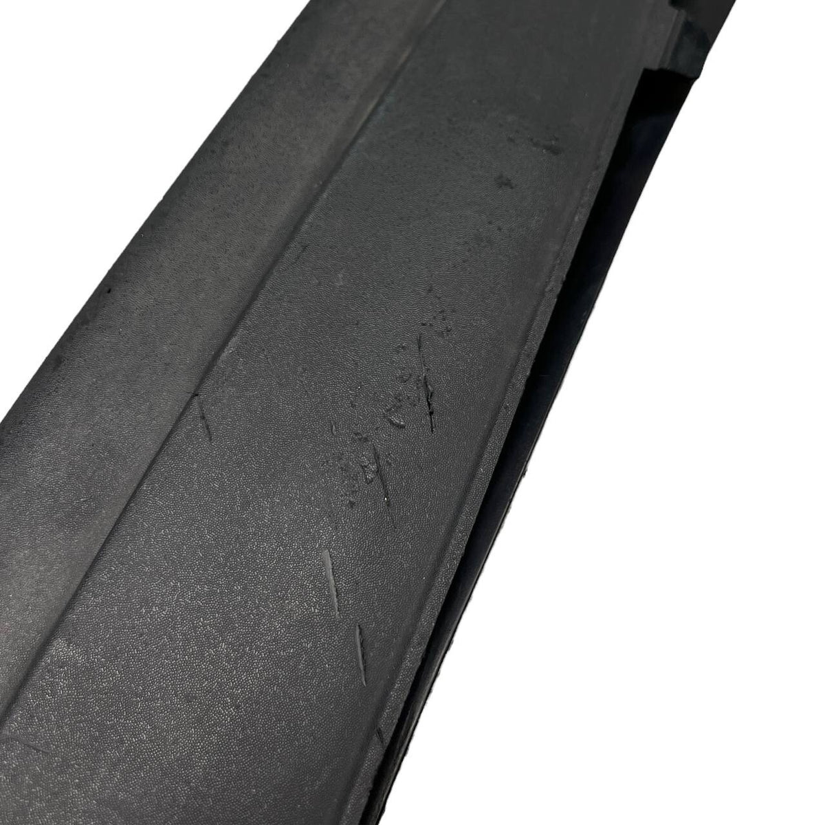 2011 2012-2017 LAND ROVER RANGE ROVER EVOQUE FRONT BUMPER LOWER SPOILER MOLDING