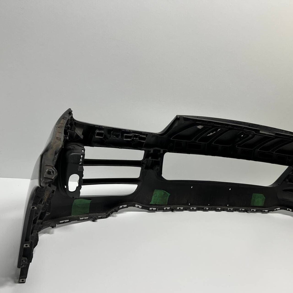 2008 2009 2010 PORSCHE CAYENNE FRONT BUMPER COVER OEM USED 7L5807221BB