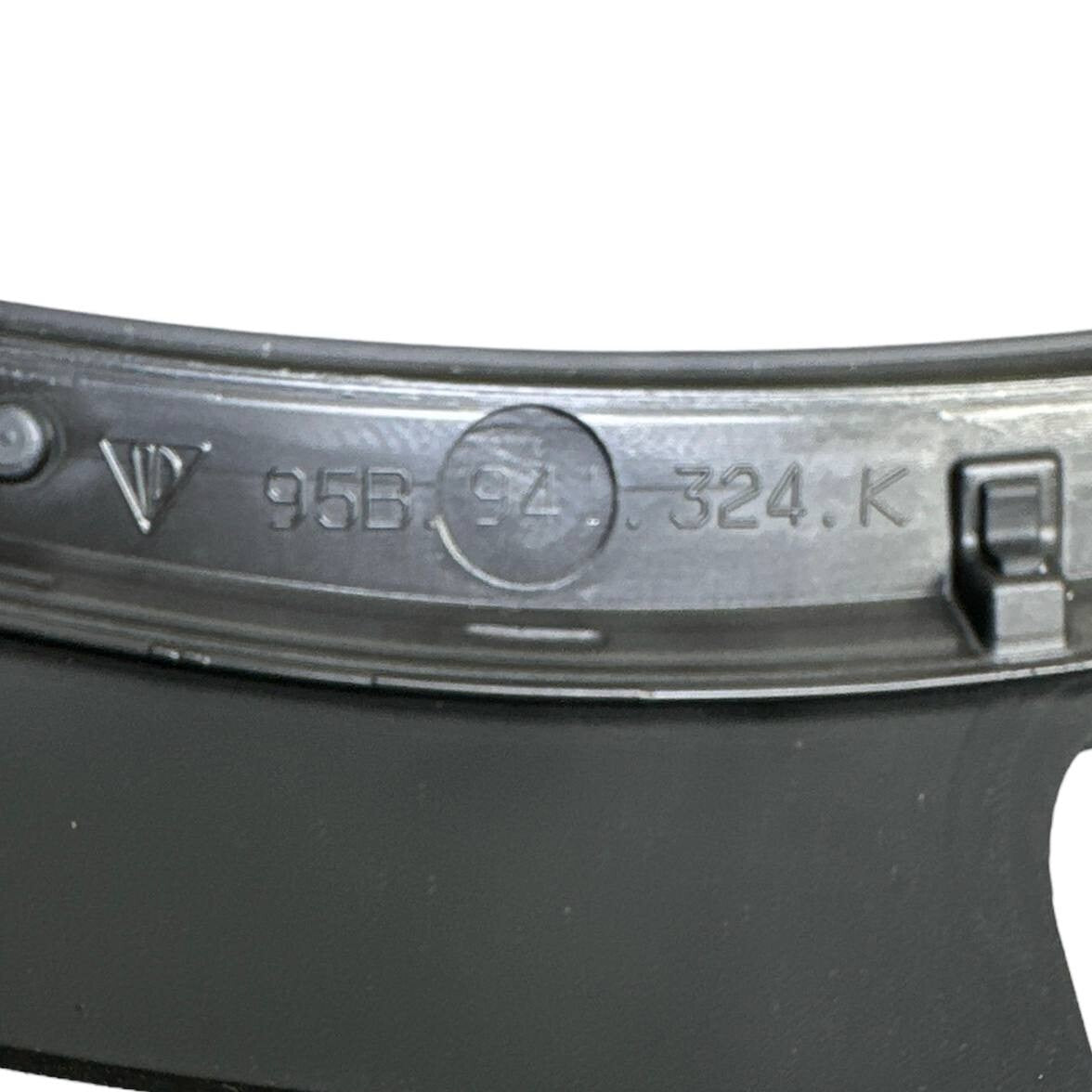 2020 2021 2022 2023 2024 PORSCHE MACAN FRONT RIGHT PASSENGER HEADLAMP SEAL TRIM