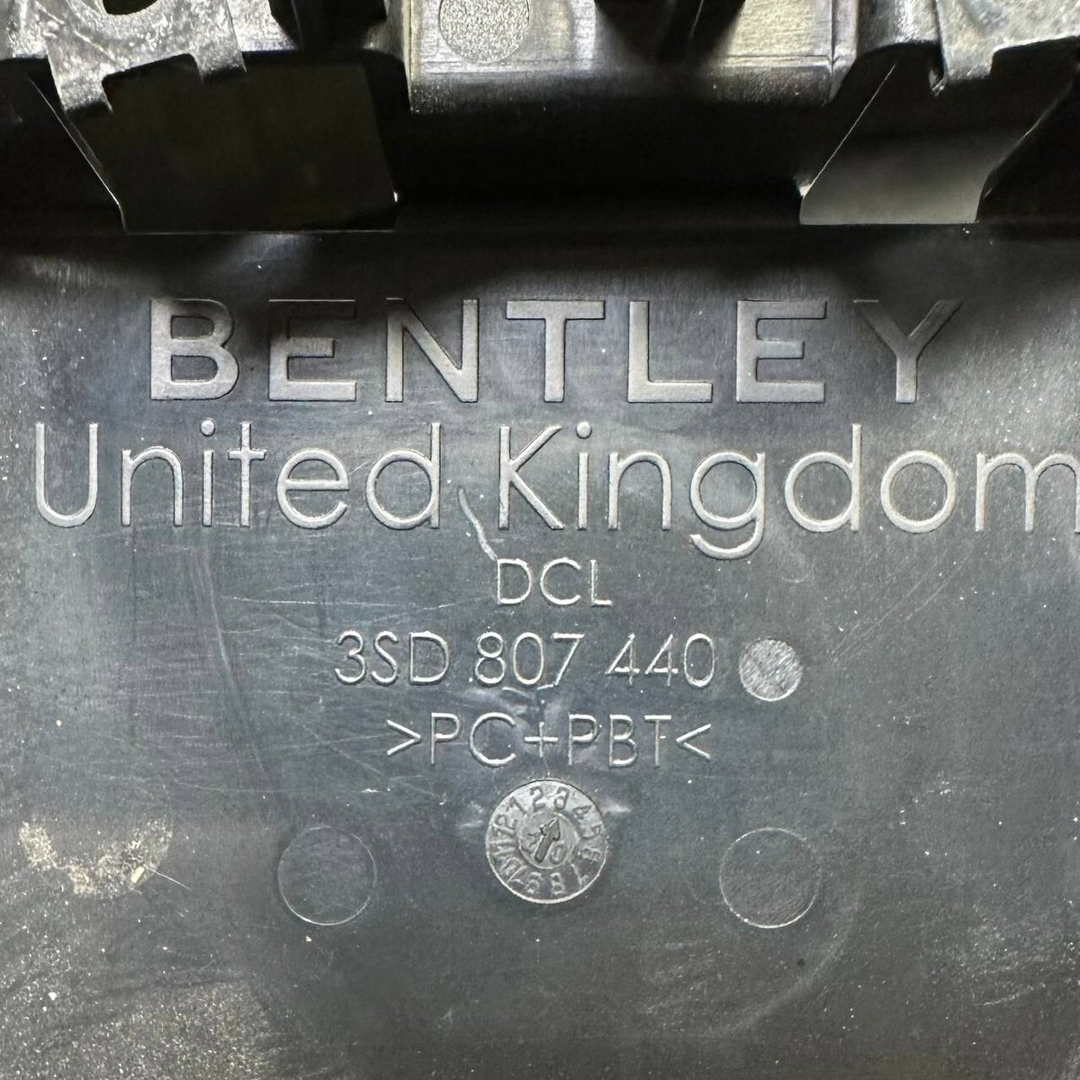 2019 2020 2021-2024 BENTLEY CONTINENTAL GT BRACKET RADAR SENSOR SUPPORT RIGHT