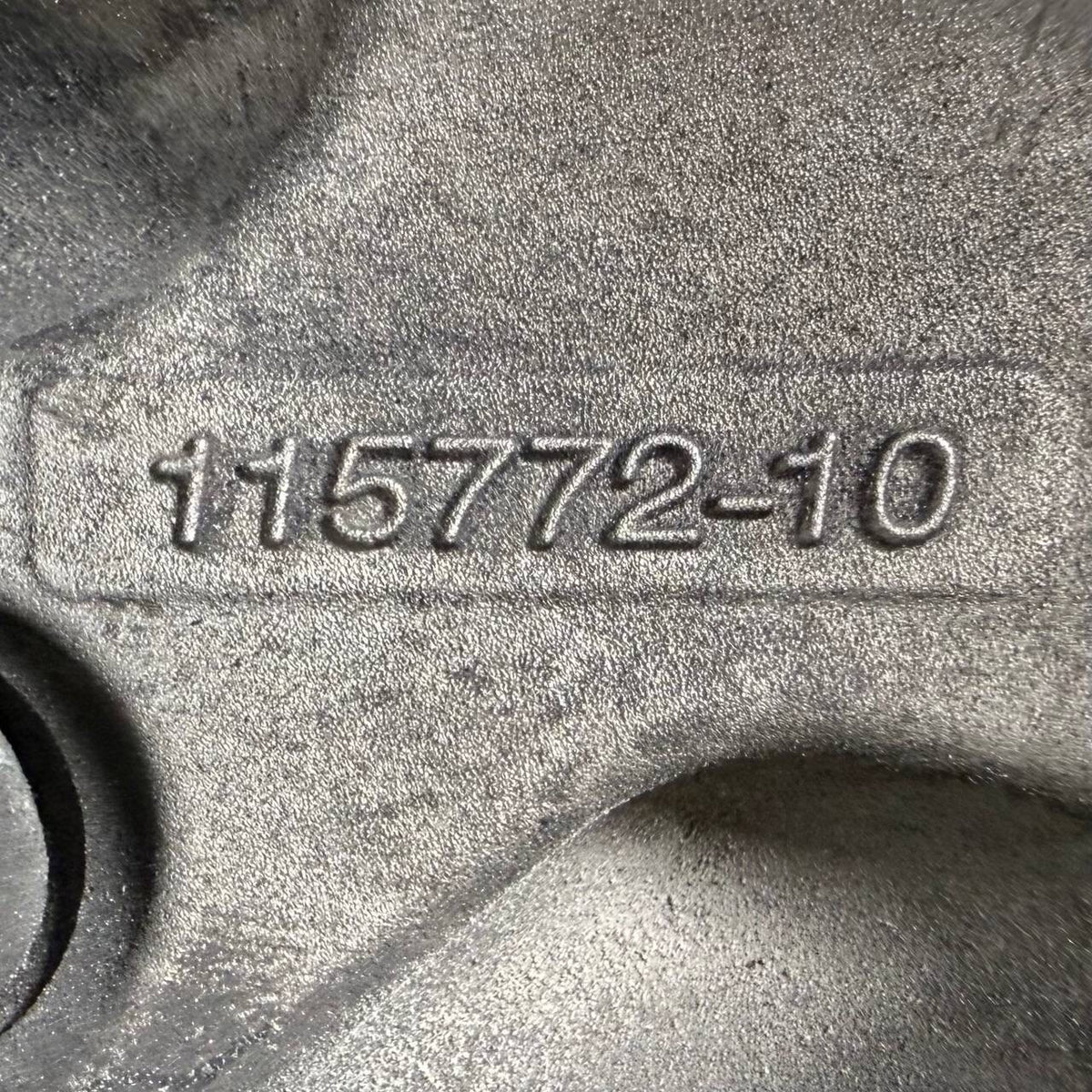 2019 2020-2024 BMW 4 G21 G22 G28 FRONT LEFT DRIVER STEERING SPINDLE KNUCKLE HUB