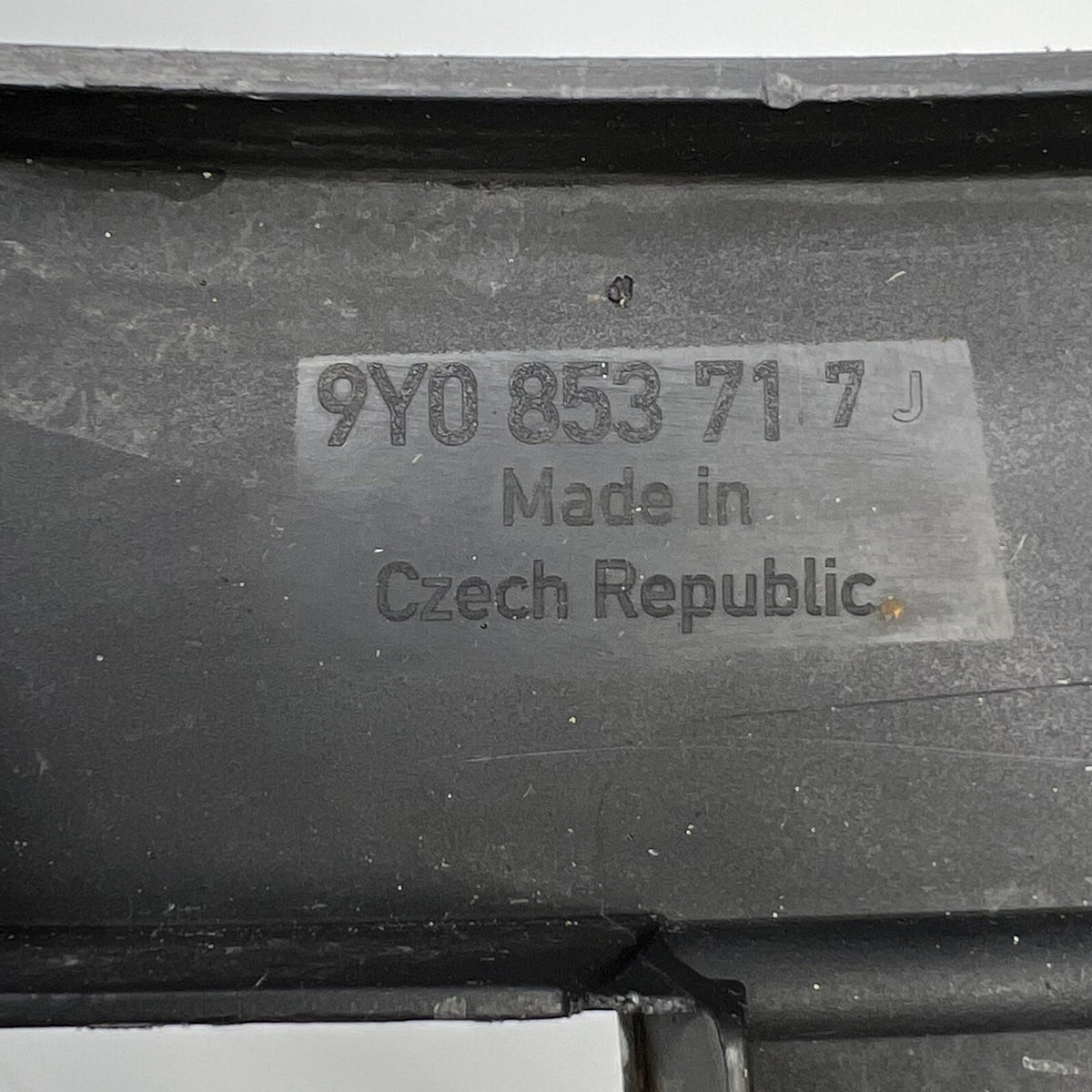 2019 2020 2021 PORSCHE CAYENNE FRONT LEFT WHEEL ARCH FLARE MOLDING OEM DRIVER