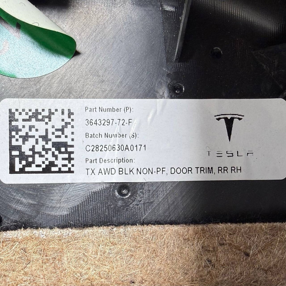 2025 2026 TESLA MODEL Y REAR RIGHT PASSENGER INTERIOR DOOR PANEL TRIM COVER