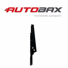 2017 2018 2019-2021 JAGUAR F PACE X761 FRONT RIGHT DOOR VERTICAL TRIM MOLDING