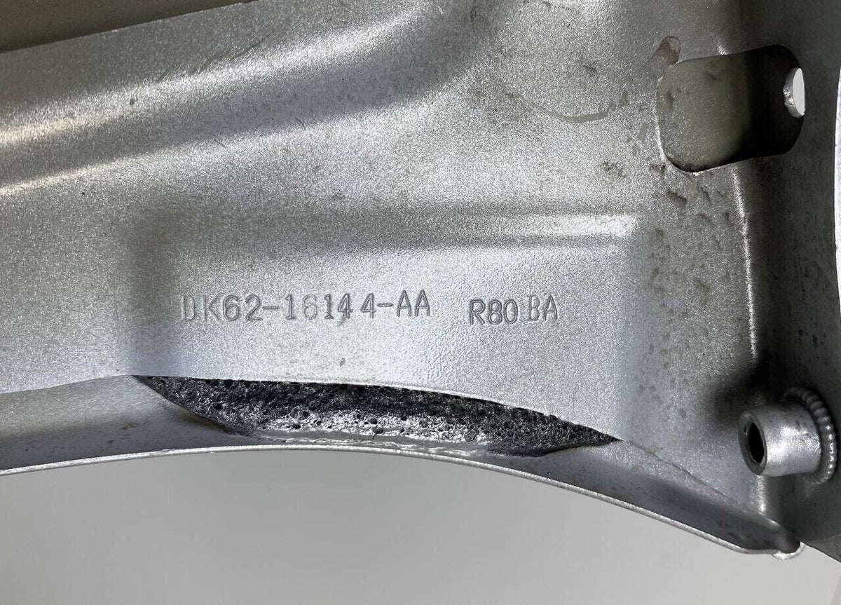 2014 2015-2017 RANGE ROVER SPORT L494 RIGHT PASSENGER SIDE FRONT FENDER OEM USED