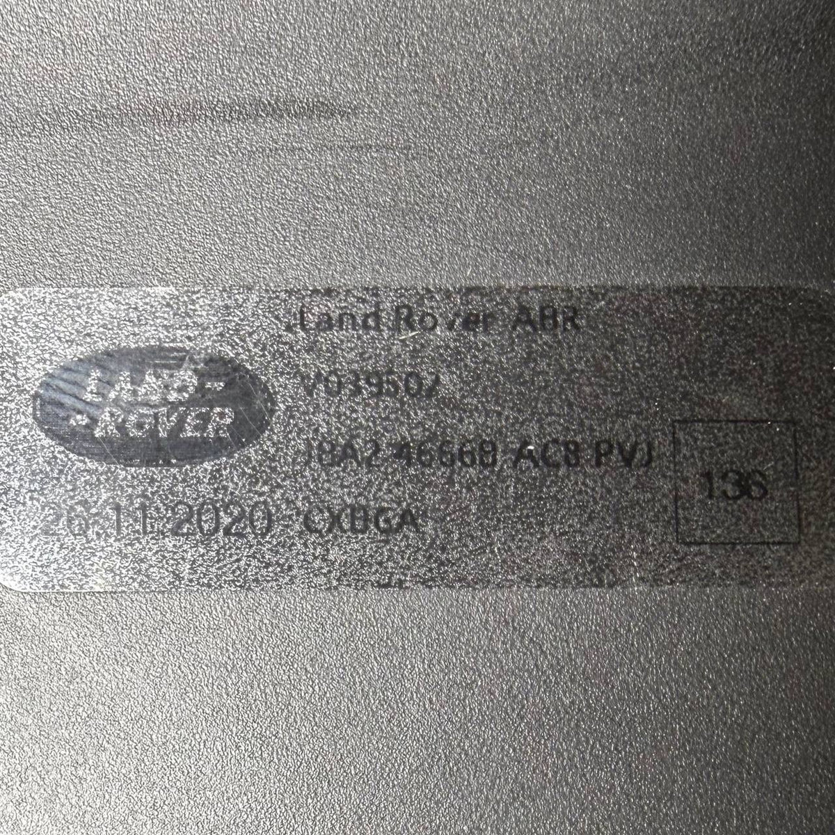 2018 2019 2020 2021-2025 RANGE ROVER VELAR REAR TRUNK LUGGAGE CARGO SHELF PANEL