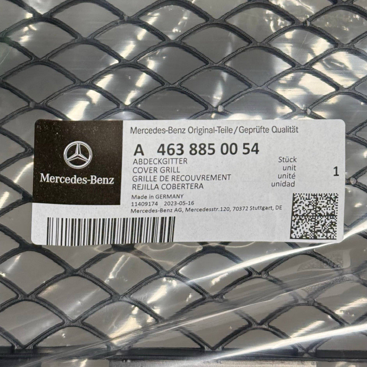 2013 2014 2015-2018 MERCEDES BENZ C63 AMG FRONT BUMPER CENTER GRILLE GRILL OEM