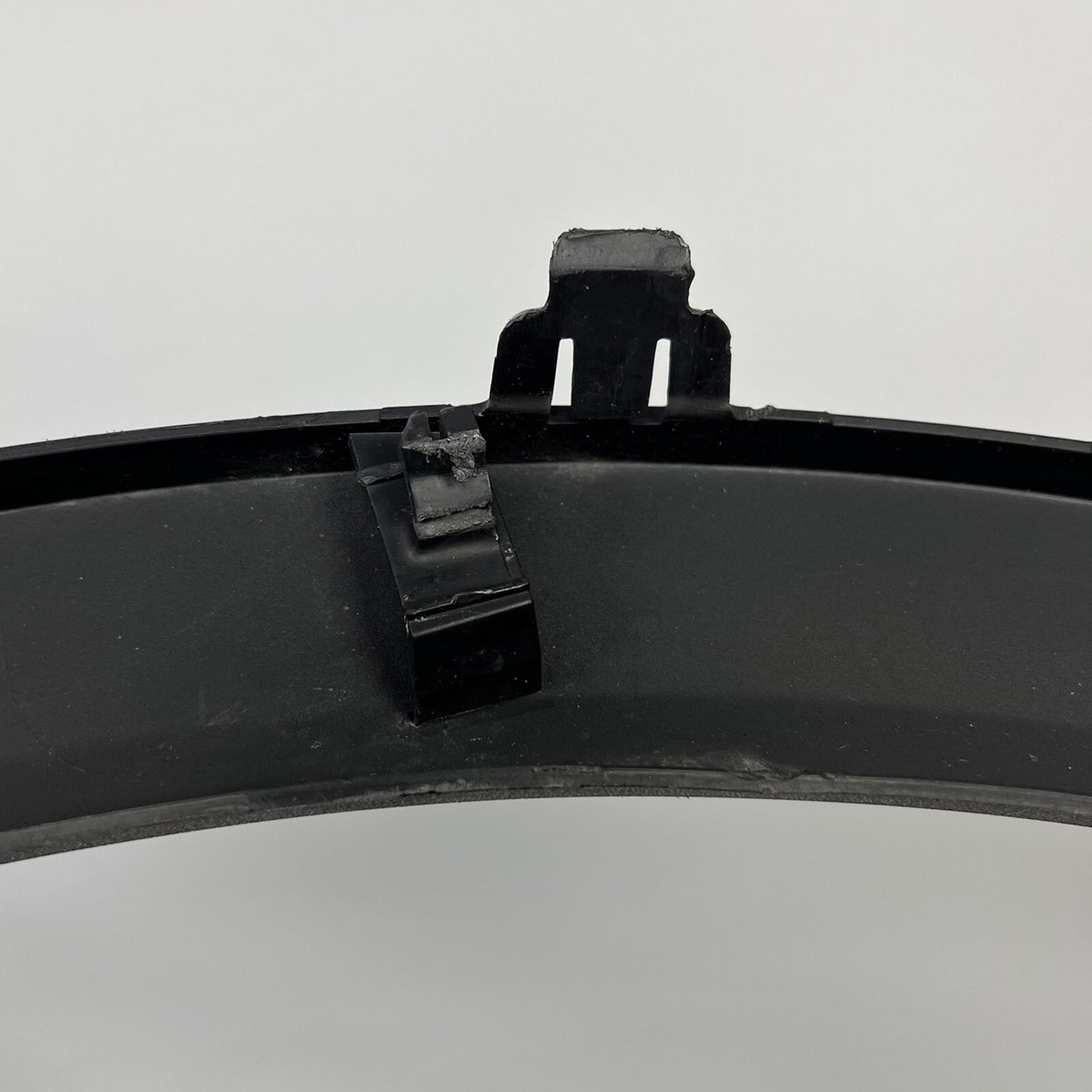 2019 2020 2021 PORSCHE CAYENNE FRONT LEFT WHEEL ARCH FLARE MOLDING OEM DRIVER
