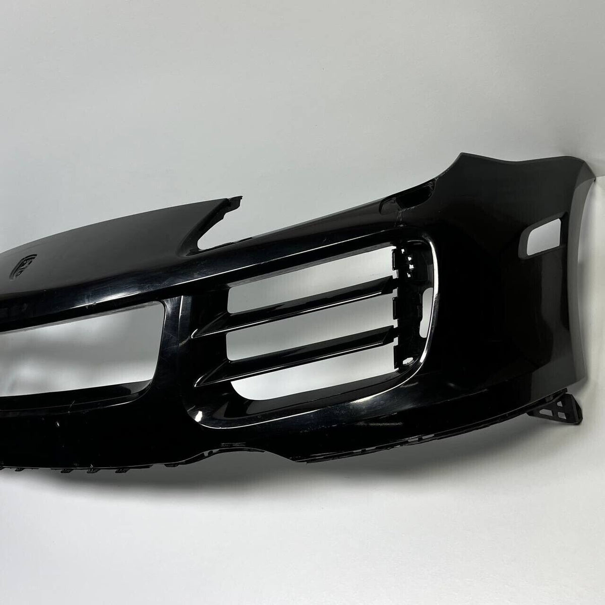 2008 2009 2010 PORSCHE CAYENNE FRONT BUMPER COVER OEM USED 7L5807221BB