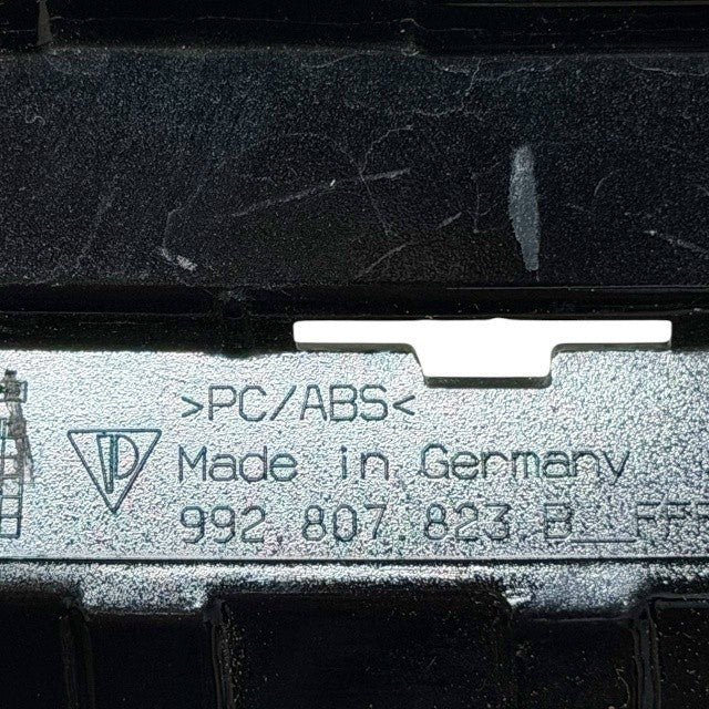 2025 2026 2027 PORSCHE 911 992 REAR EMBLEM LOGO COVER BADGE OEM USED 992807823B