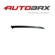 2016 2017 2018-2020 BENTLEY BENTAYGA REAR BUMPER TRIM RIGHT PASSENGER MOLDING