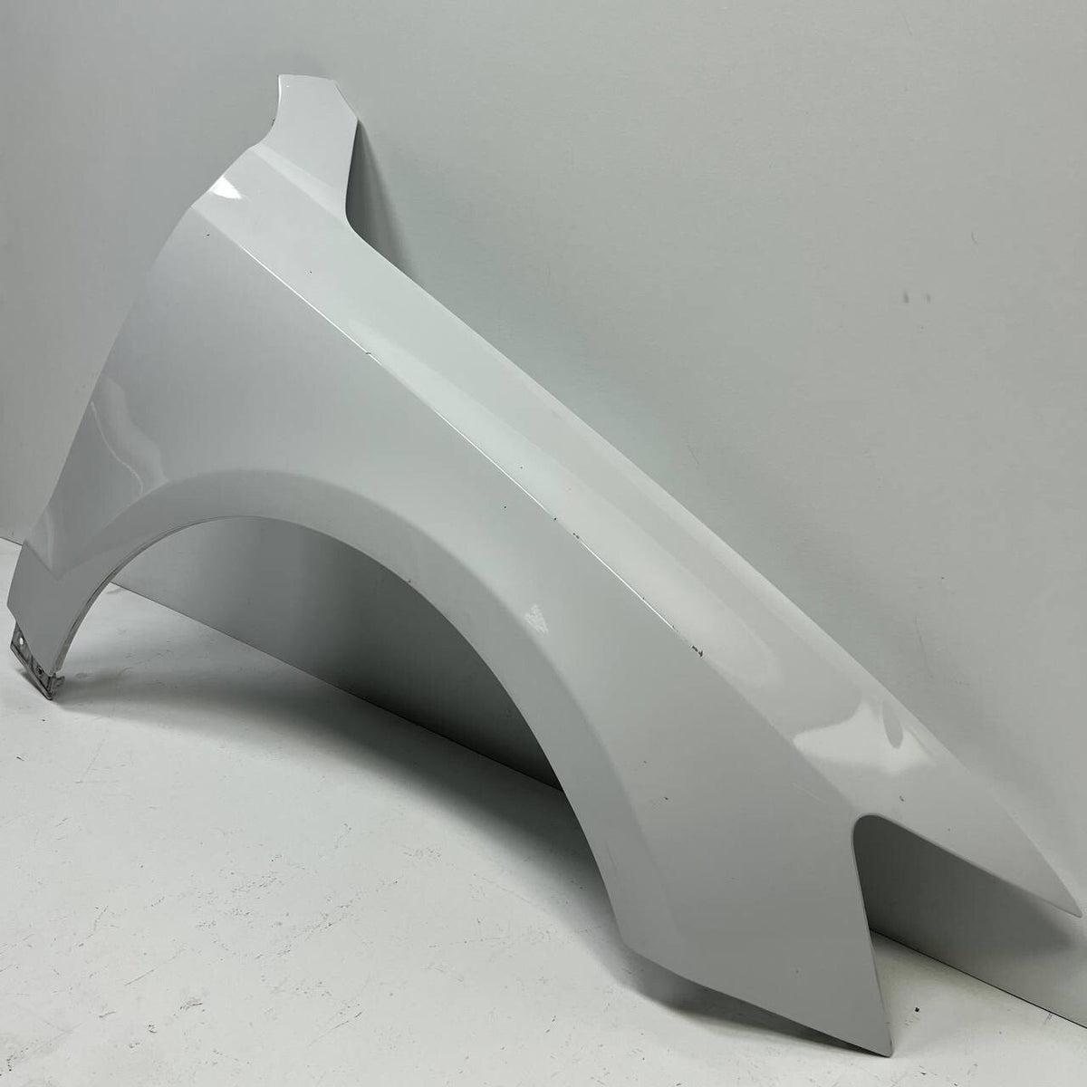 2009 2010 2011 2012 AUDI Q5 FRONT RIGHT FENDER OEM USED 8R0821106 PASSENGER
