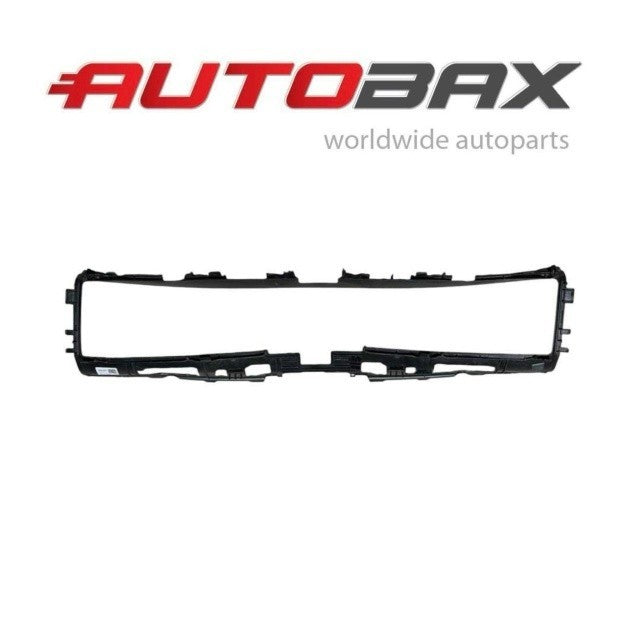 2019 2020 2021 2022-2024 PORSCHE MACAN FRONT RADIATOR AIR DUCT DEFLECTOR GUIDE
