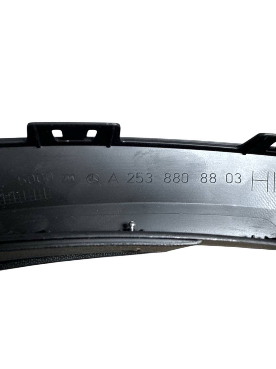 2017-2022 MERCEDES BENZ GLC63 X253 REAR RIGHT WHEEL ARCH FENDER TRIM MOLDING OEM