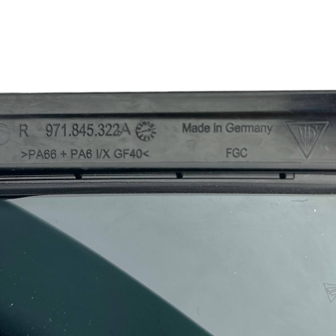 2017 2018 2019 2020-2022 PORSCHE PANAMERA FRONT RIGHT DOOR QUARTER GLASS WINDOW