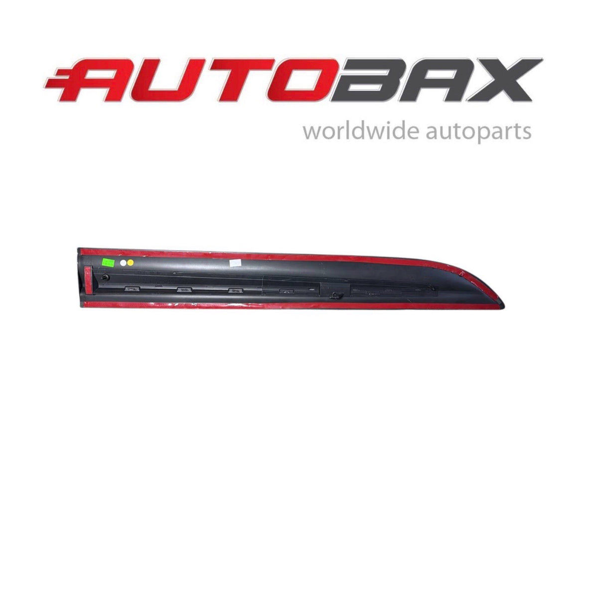 2015 2016 2017 2018-2025 PORSCHE MACAN FRONT LEFT DOOR LOWER DRIVER TRIM MOLDING