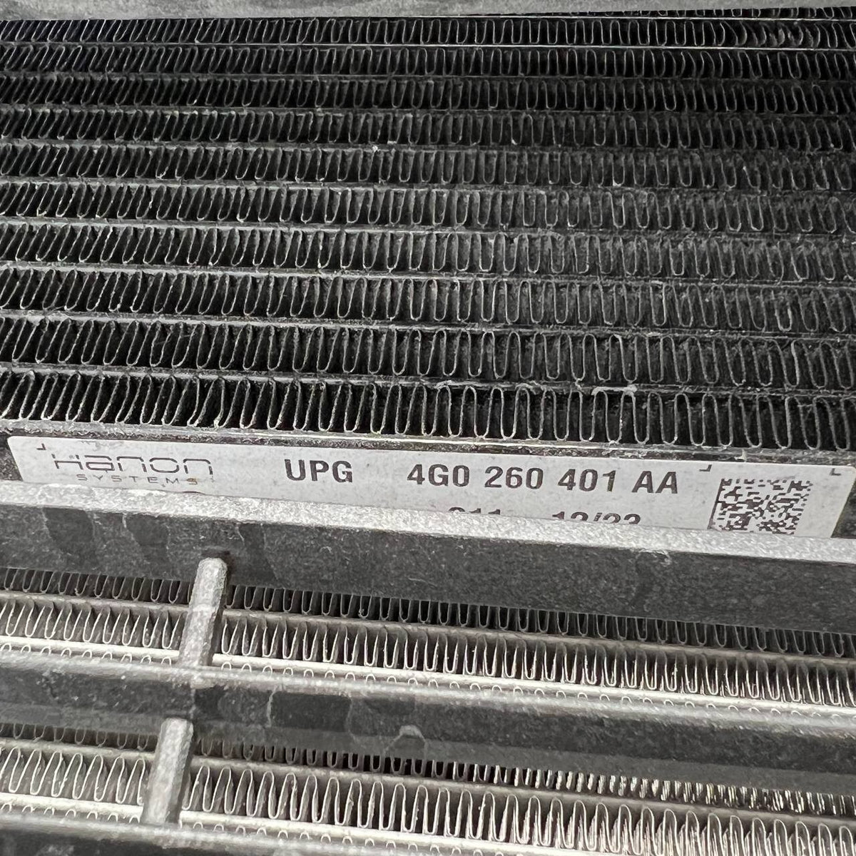 2016-2024 PORSCHE MACAN COOLING RADIATOR  / FAN / CONDENSER ASSEMBLY OEM USED
