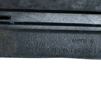 2019 2020-2023 ROLLS ROYCE CULLINAN REAR BUMPER RIGHT PASSENGER COVER END PANEL
