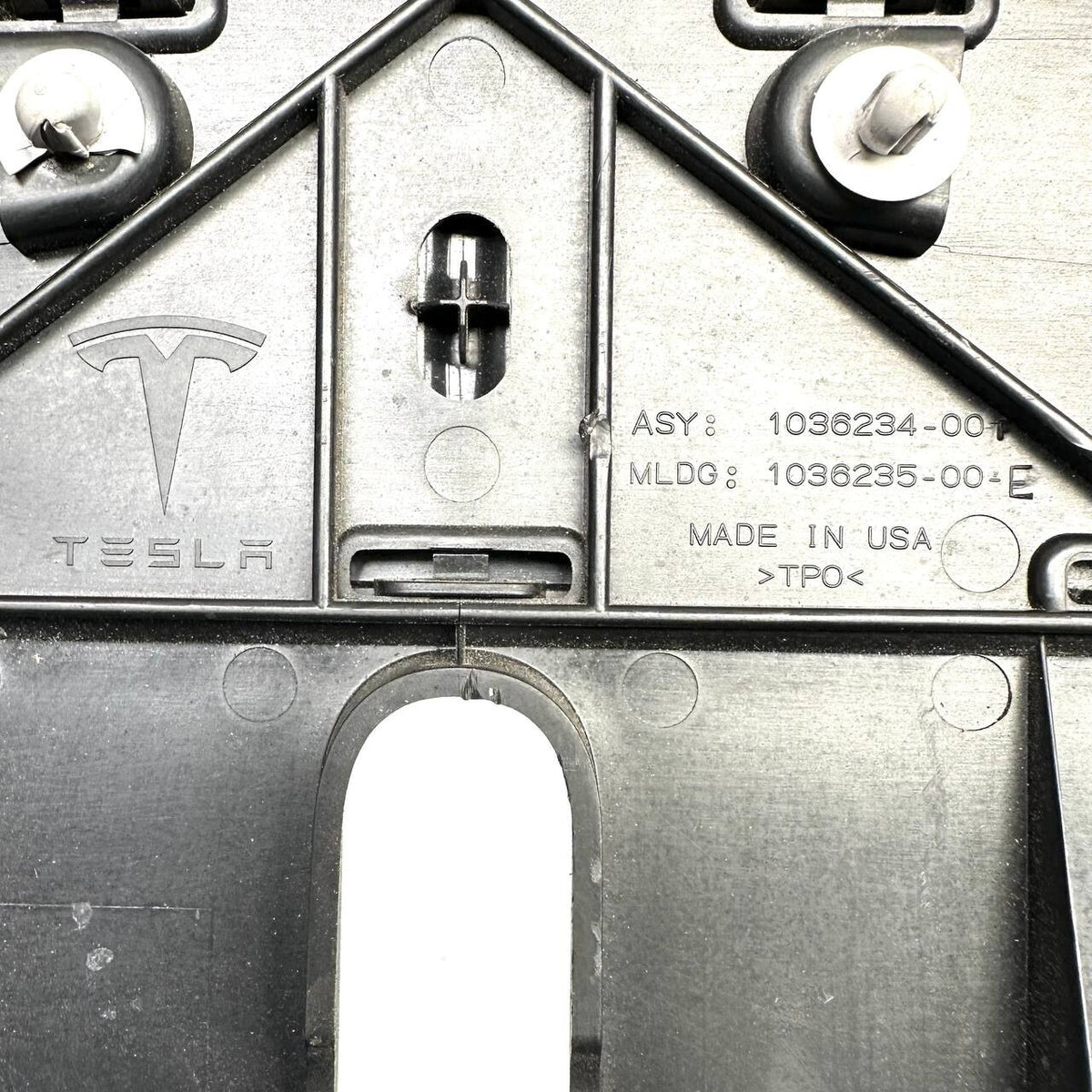 2016 2017 2019-2021 TESLA MODEL X FRONT CENTER UNDERHOOD APRON OEM 103623500E