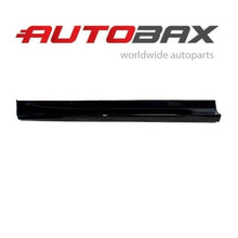 2019 2020 2021 2022 2023 PORSCHE CAYENNE FRONT LEFT LOWER DOOR TRIM MOLDING OEM