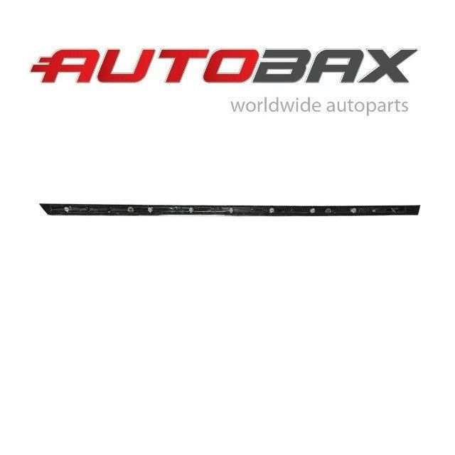 2019 2020 2021-2024 BENTLEY CONTINENTAL GT DOOR MOLDING TRIM LOWER LEFT DRIVER